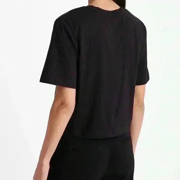 Express Crew Neck Short Sleeve Cropped Boyfriend Tee - Picture 2 of 4